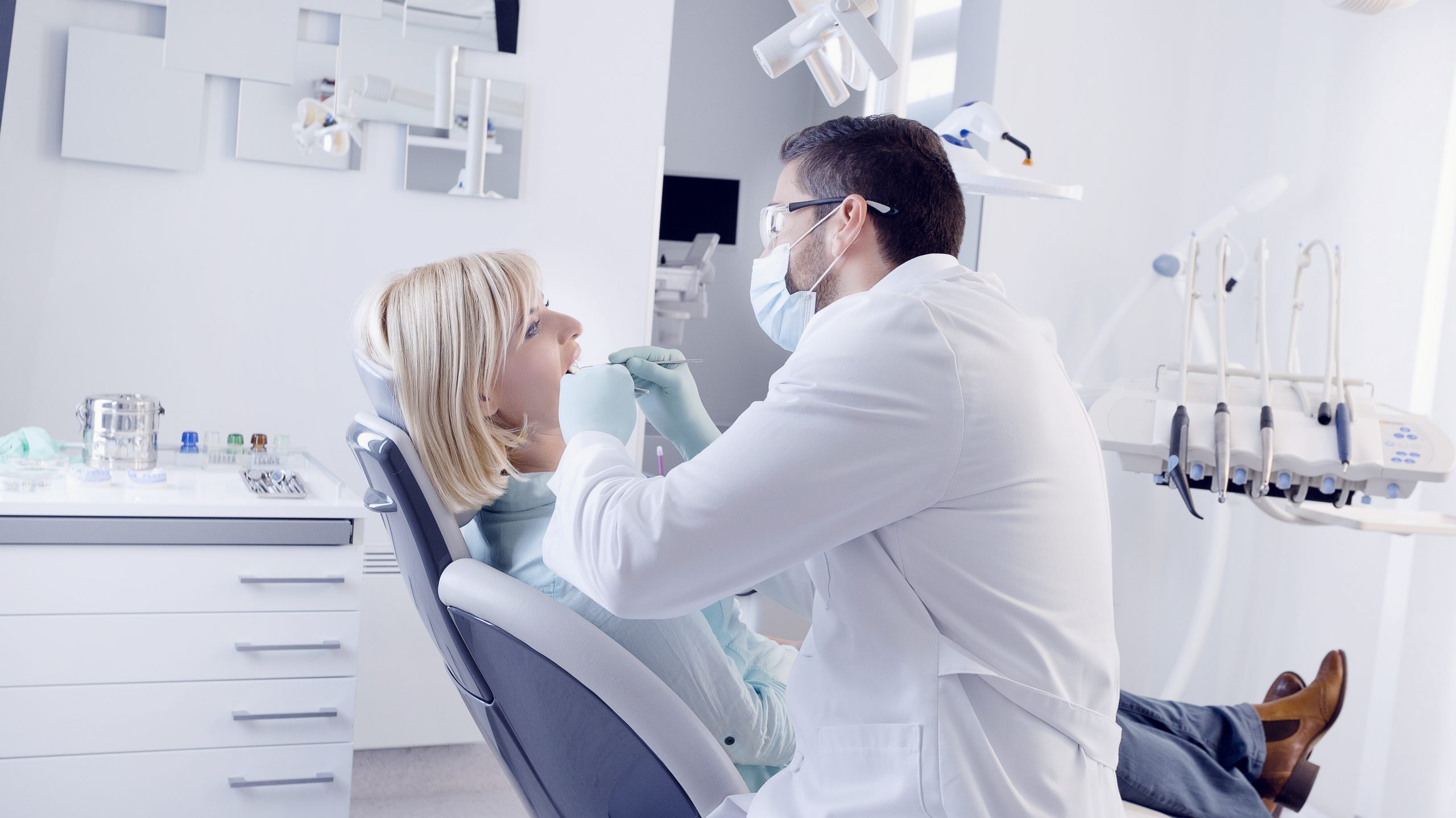 Dentist in Geneva, FL